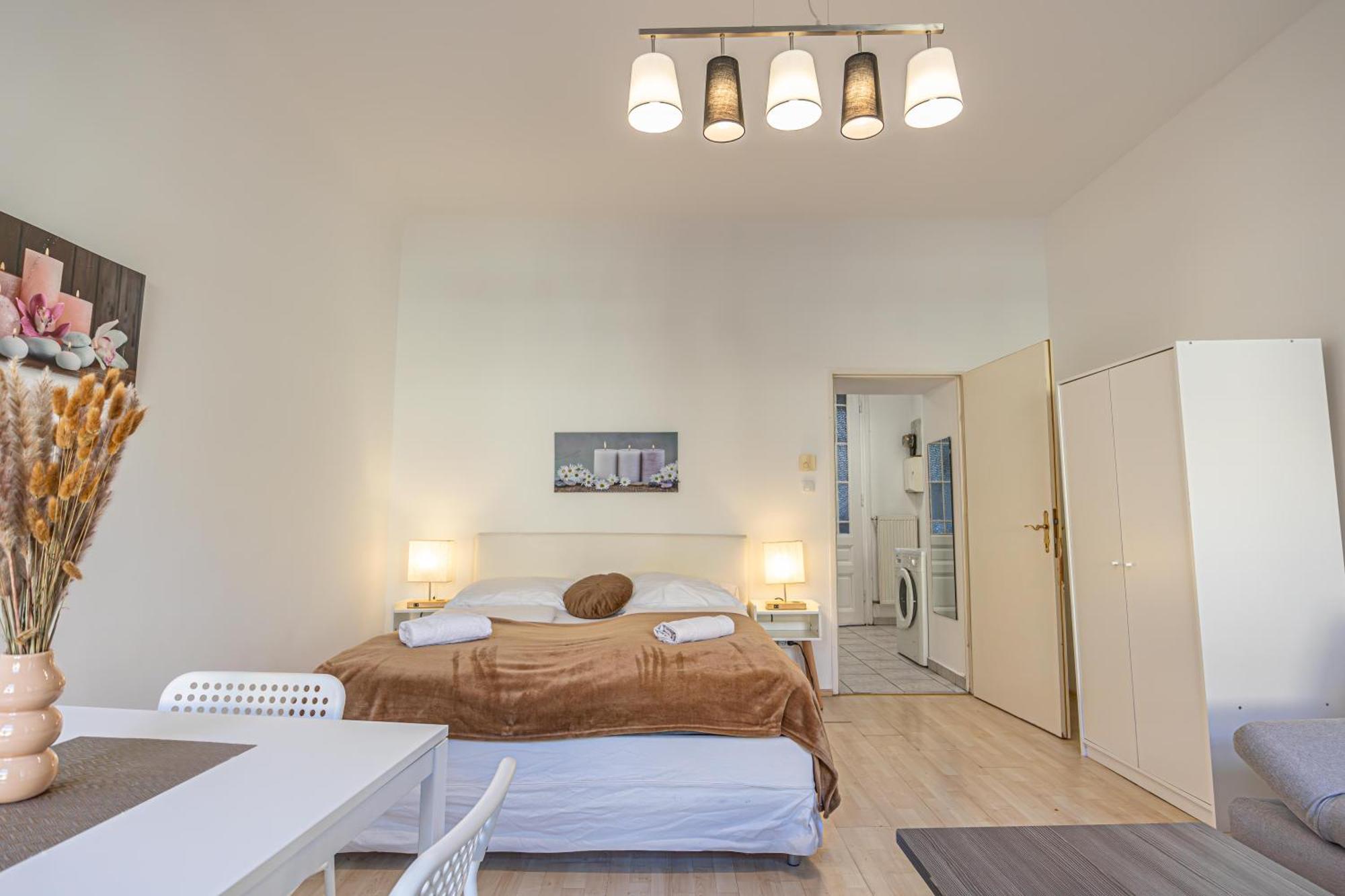 1br Apt, Smart Tv & Fully Equipped, For Longstays Apartment *